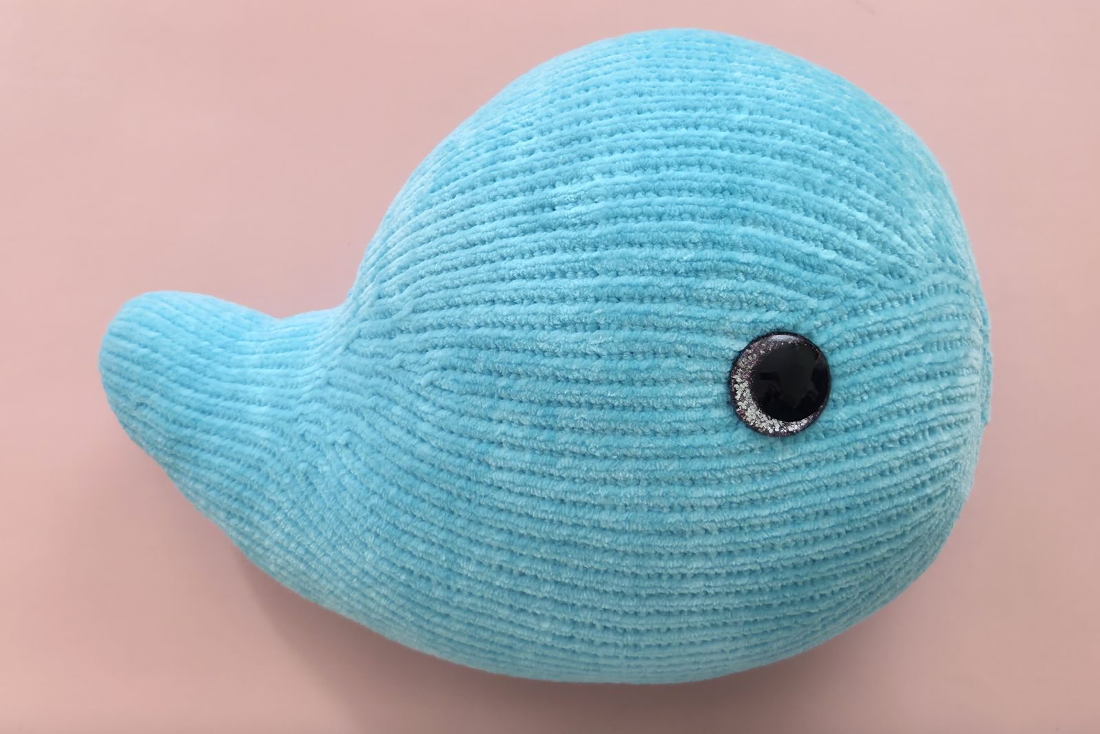 Blog-Inhaltsbild für 'Der Wal – ein weicher Kuschelfreund.'