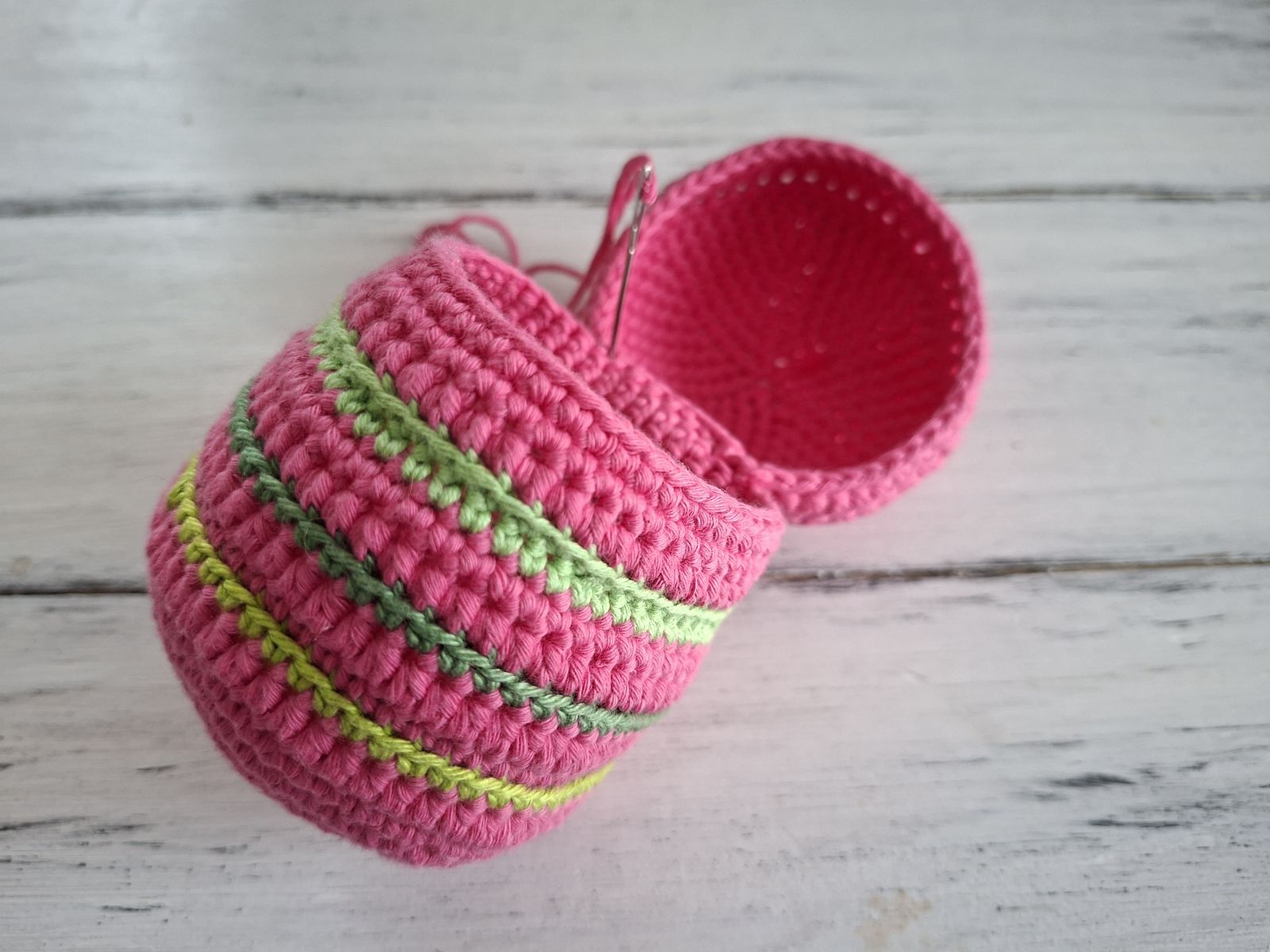 Blog-Inhaltsbild für 'Tasche häkeln. Kostenlose Häkelanleitung für die Puppentasche Schaf'