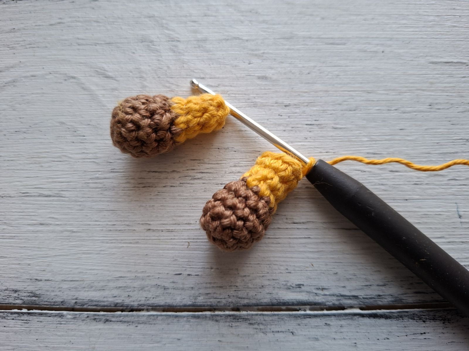 Blog-Inhaltsbild für 'Giraffe häkeln. Kostenlose Anleitung.'