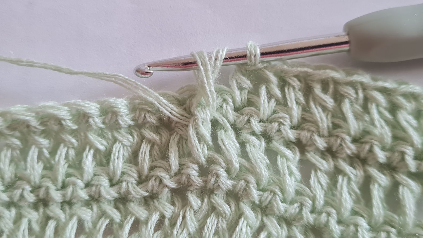Blog-Inhaltsbild für 'Häkelanleitung: Leichte Mütze oder lässige Longbeanie "Vernetzt"'