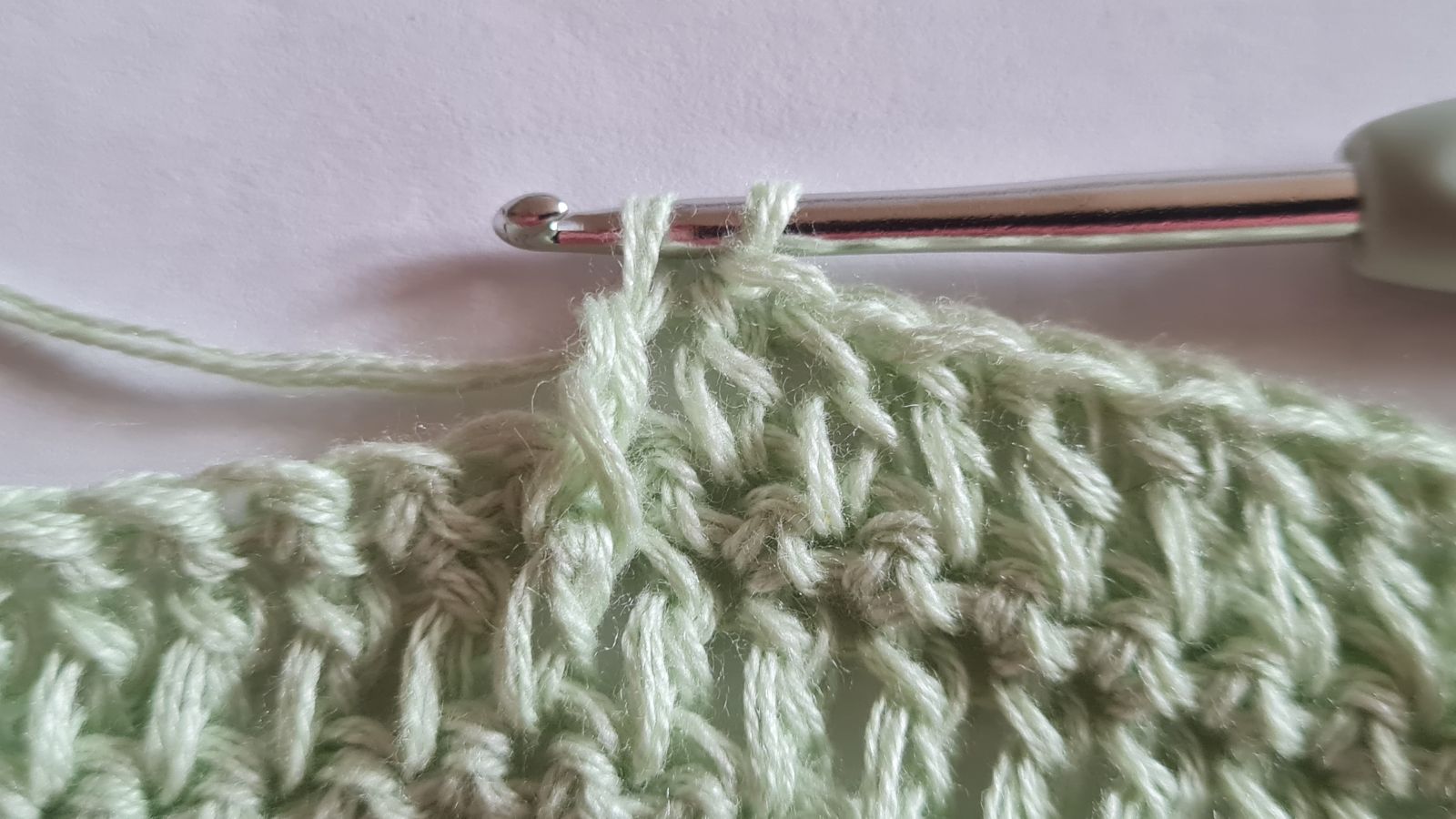 Blog-Inhaltsbild für 'Häkelanleitung: Leichte Mütze oder lässige Longbeanie "Vernetzt"'