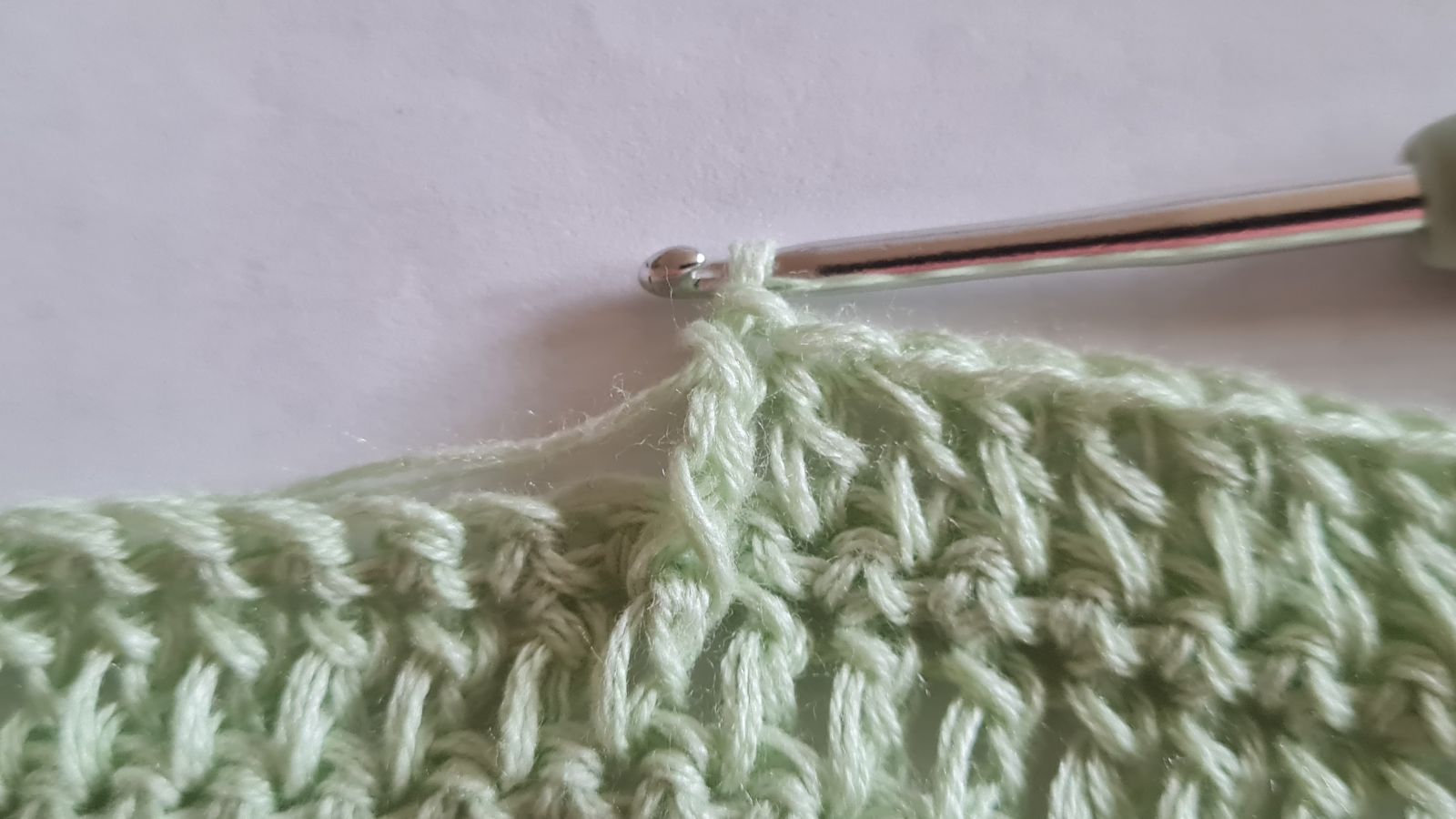 Blog-Inhaltsbild für 'Häkelanleitung: Leichte Mütze oder lässige Longbeanie "Vernetzt"'