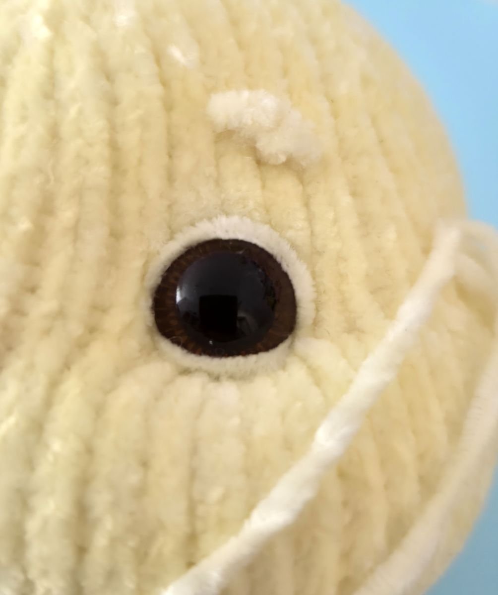 Blog content image for 'The knitted Bee'
