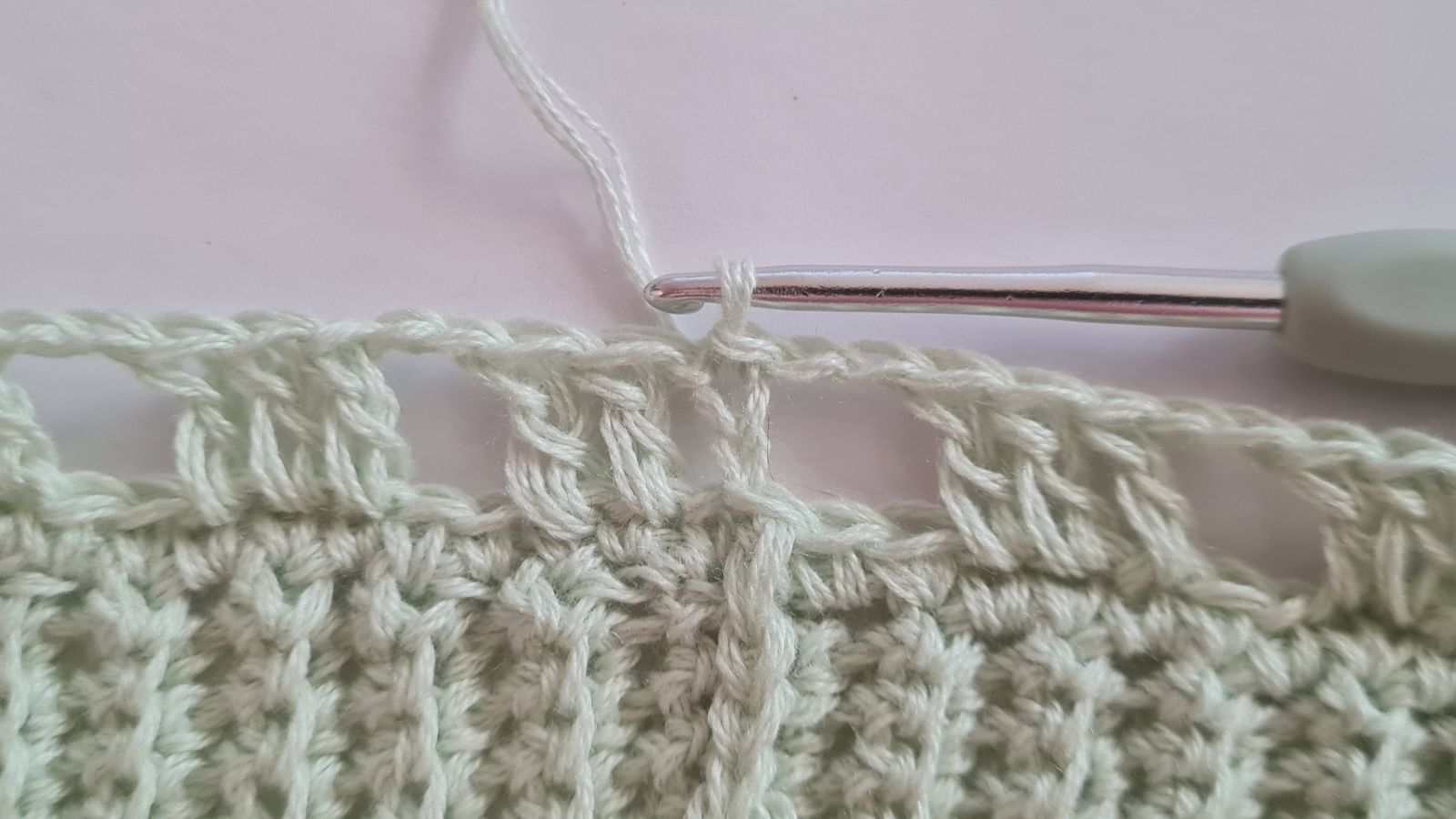Blog-Inhaltsbild für 'Häkelanleitung: Leichte Mütze oder lässige Longbeanie "Vernetzt"'