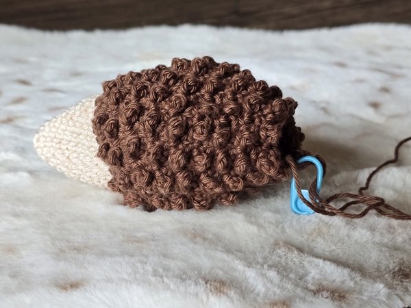 Blog-Inhaltsbild für 'Kostenlose Häkelanleitung für einen Igel'