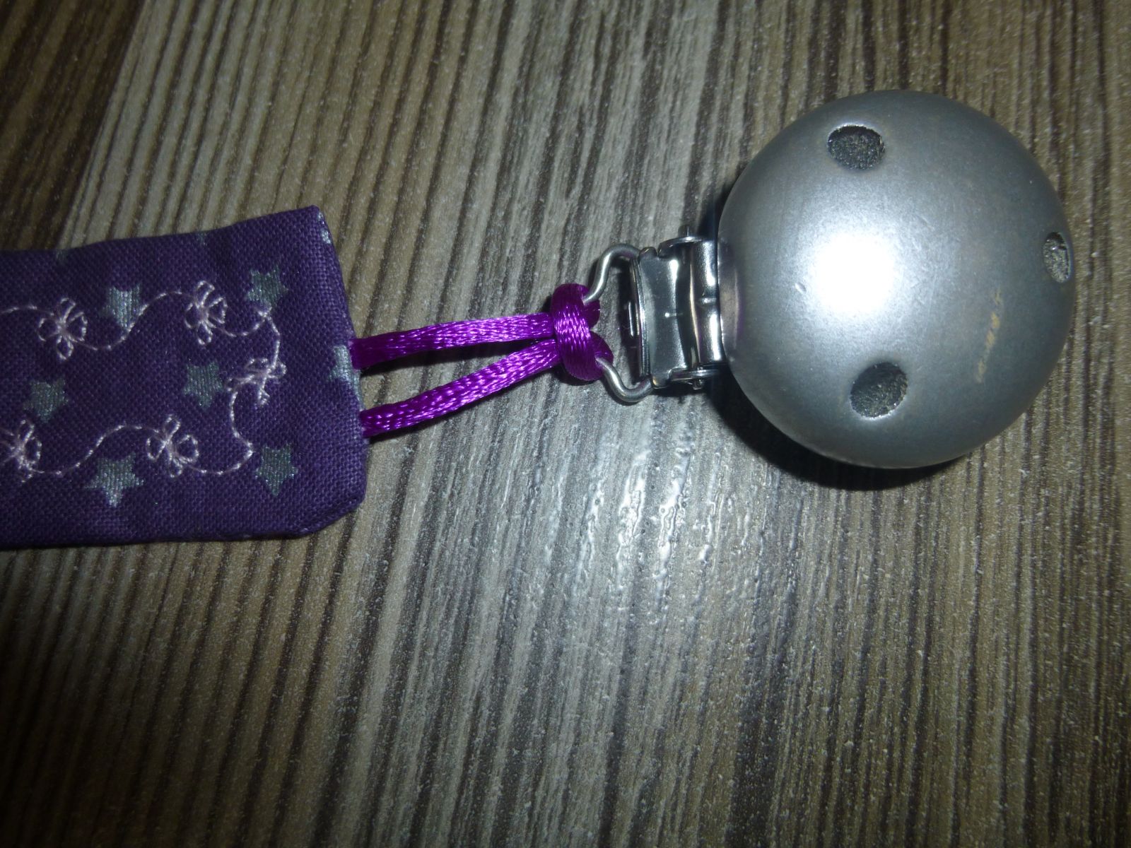 Blog-Inhaltsbild für 'Näh-Anleitung: Schnullerband'