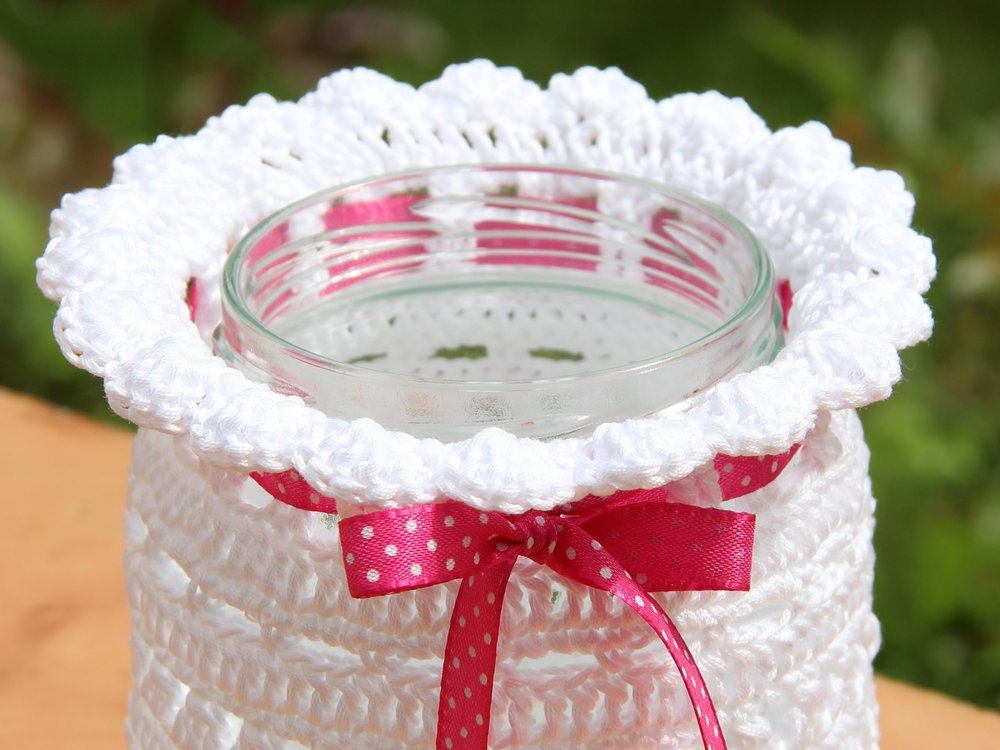 Blog-Inhaltsbild für 'Wollreste - Ideen und Anregungen + Gratis Häkelanleitung für ein Windlicht'