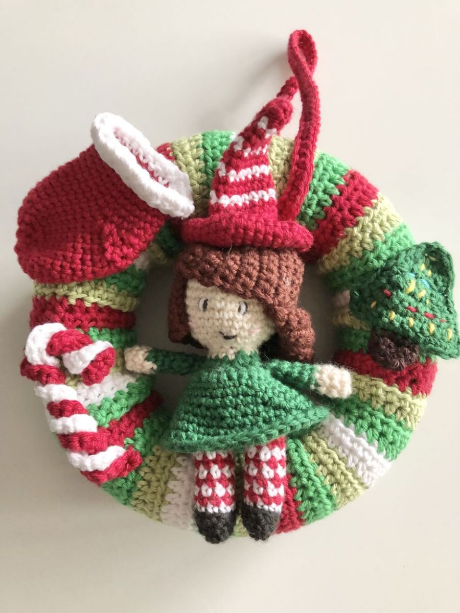 Blog-Inhaltsbild für 'Häkelanleitung Weihnachtskranz'