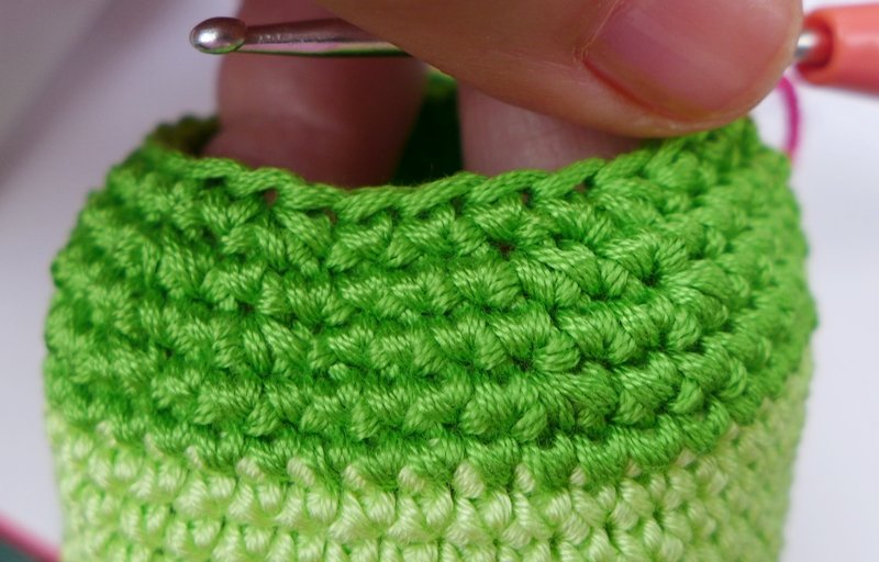 Blog-Inhaltsbild für 'Spielball für Kinder ... Zielwerfen, Büchsenwerfen usw. -  Gratis Häkelanleitung'