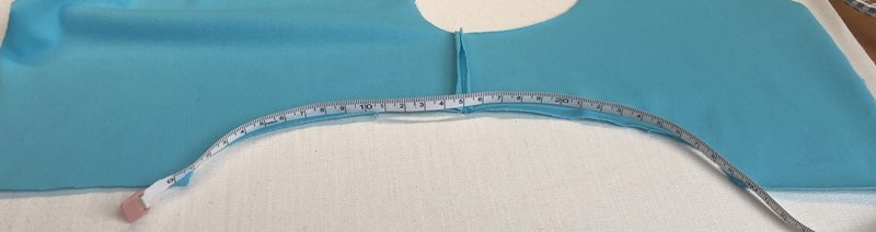 Blog-Inhaltsbild für 'Bolero nähen für Nähanfänger'