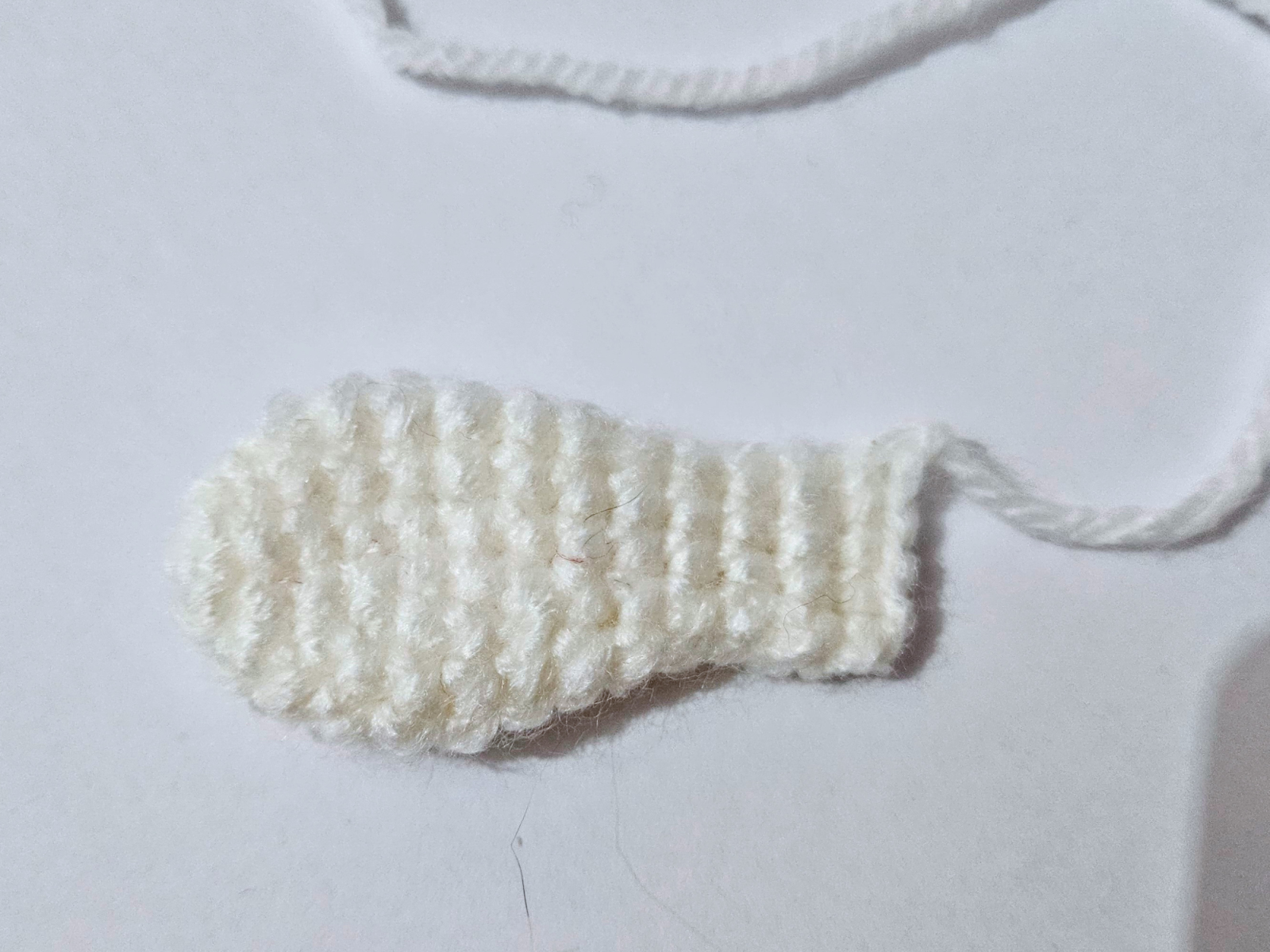 Blog content image for 'Free crochet pattern: Christmas Elf Poinsettia'