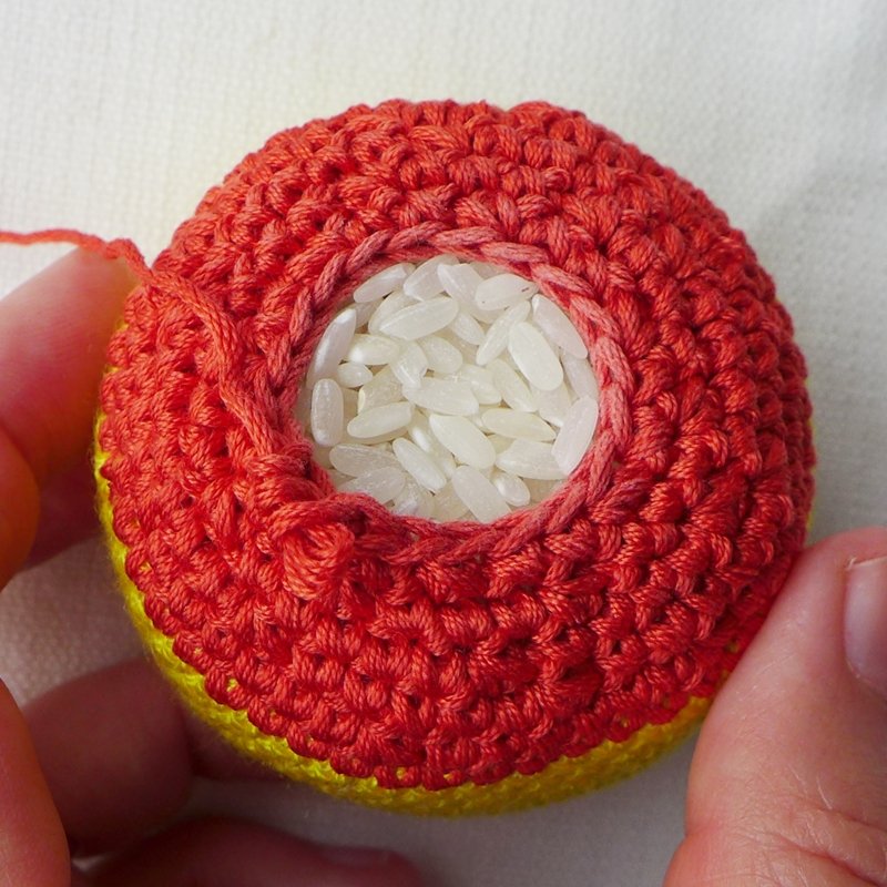 Blog-Inhaltsbild für 'Spielball für Kinder ... Zielwerfen, Büchsenwerfen usw. -  Gratis Häkelanleitung'