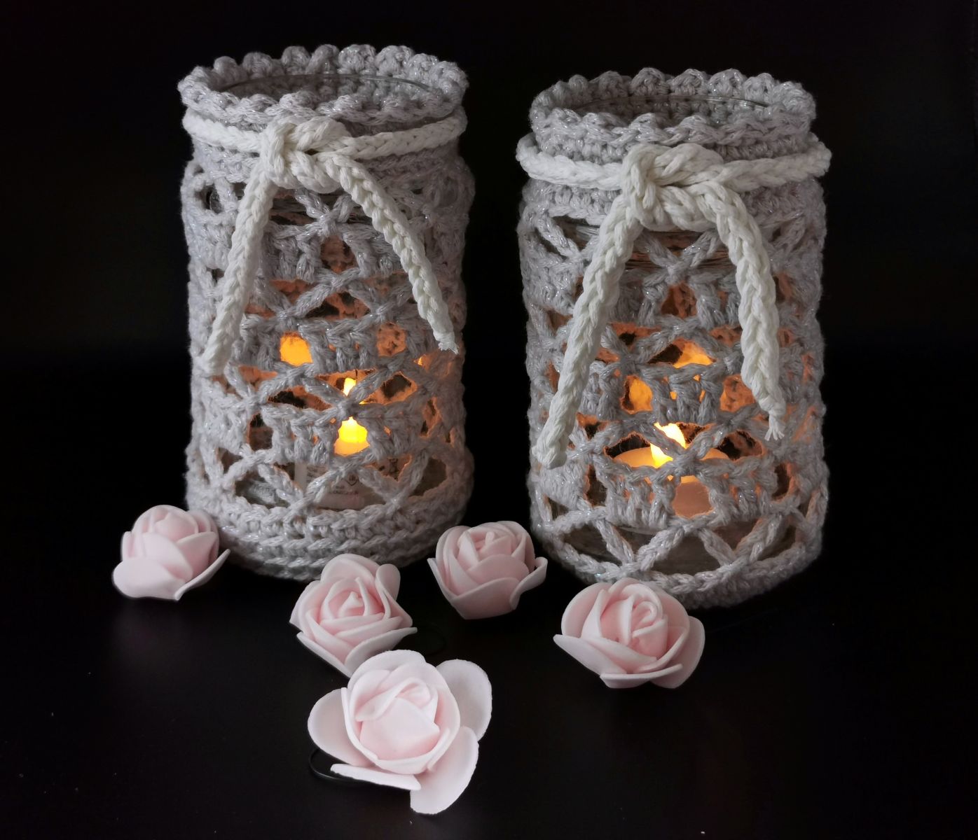 Blog-Inhaltsbild für 'Gehäkelte Windlichter – schnell gemacht, wunderschön & absolut anfängertauglich'