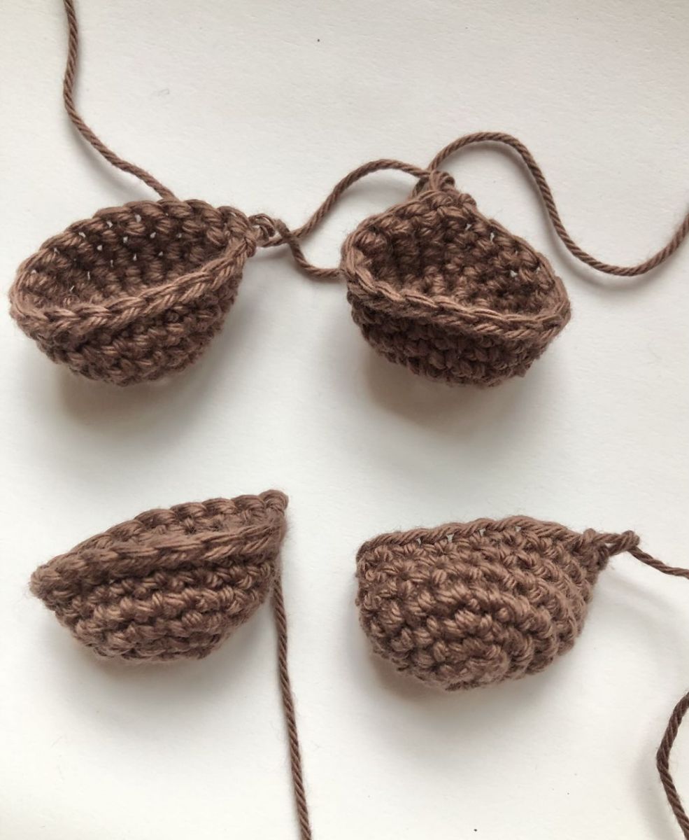 Blog-Inhaltsbild für 'Kostenlose Häkelanleitung Dackel'