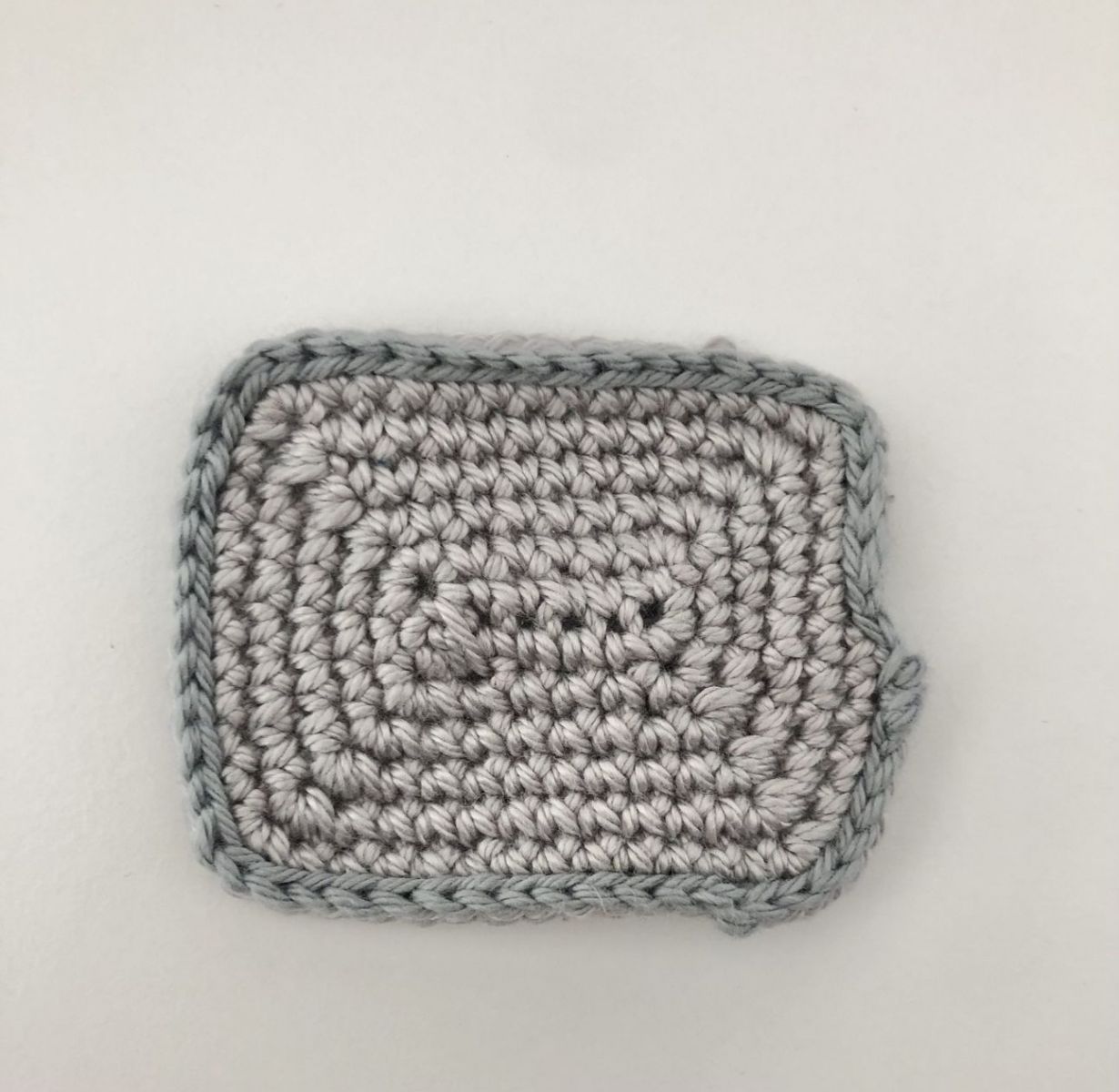 Blog-Inhaltsbild für 'Häkelanleitung Roboter'