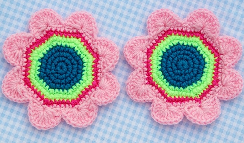 Blog-Inhaltsbild für 'Etwas Praktisches für den Garten: Tischtuchbeschwerer aus Garnresten häkeln'