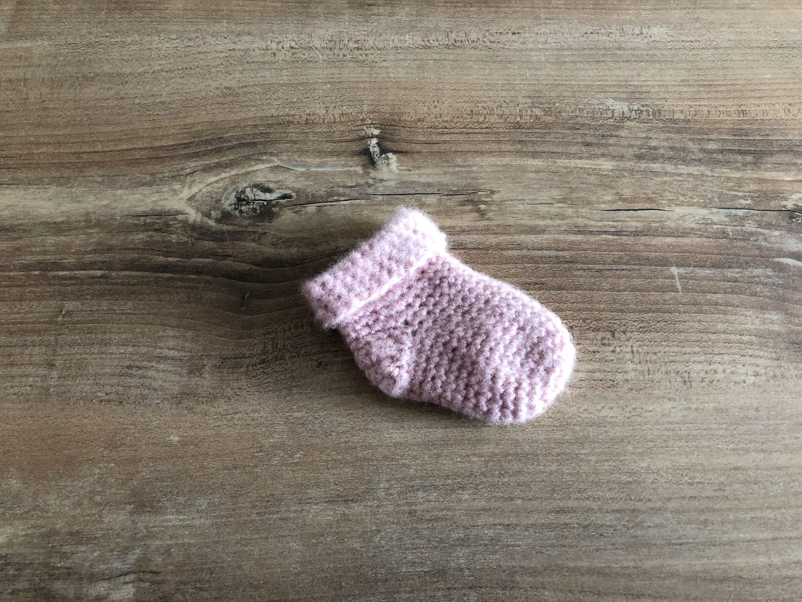 Blog-Inhaltsbild für 'Babysocken - das süßeste kleine Babygeschenk (Anfängertauglich)'