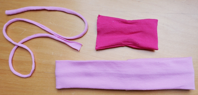 Blog-Inhaltsbild für 'Teil 1 - Meine ersten selbst genähten Puppensachen'