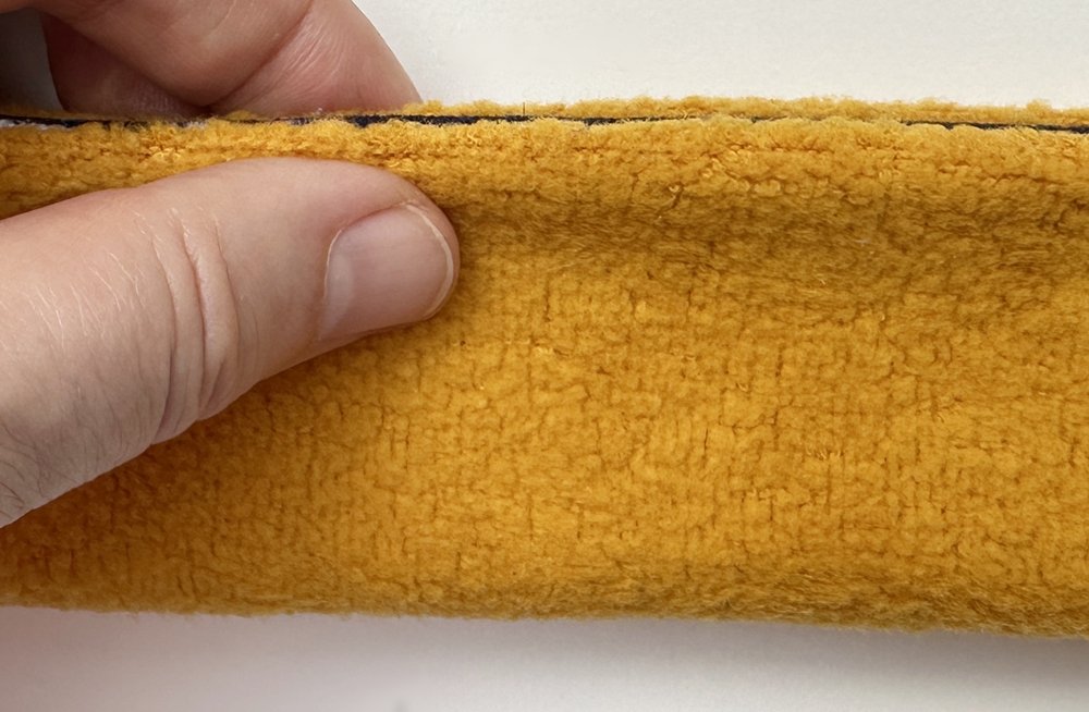 Blog-Inhaltsbild für 'Modernes Knoten-Stirnband in 2 Varianten nähen – Ratzfatz fertig'