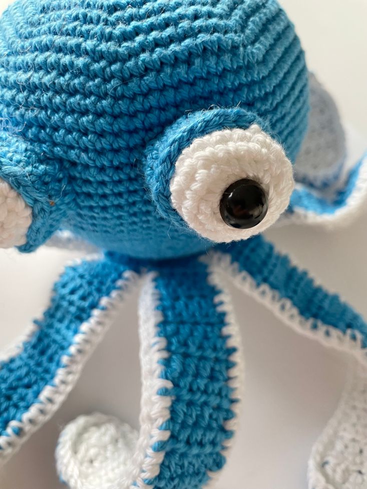 Blog-Inhaltsbild für 'Kostenlose Anleitung Amigurumi Oktopus häkeln'