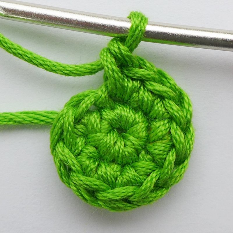 Blog-Inhaltsbild für 'Spielball für Kinder ... Zielwerfen, Büchsenwerfen usw. -  Gratis Häkelanleitung'