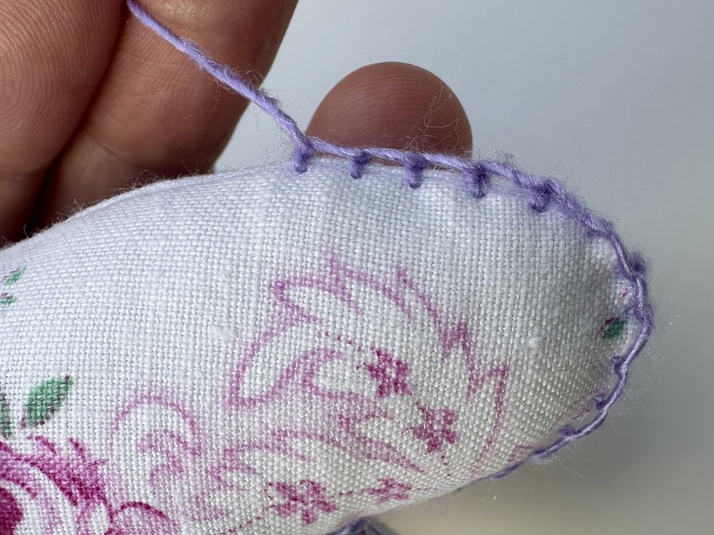 Blog-Inhaltsbild für 'Lavendel-Serie Teil 2: Lavendel-Herzen in verschiedenen Varianten nähen'