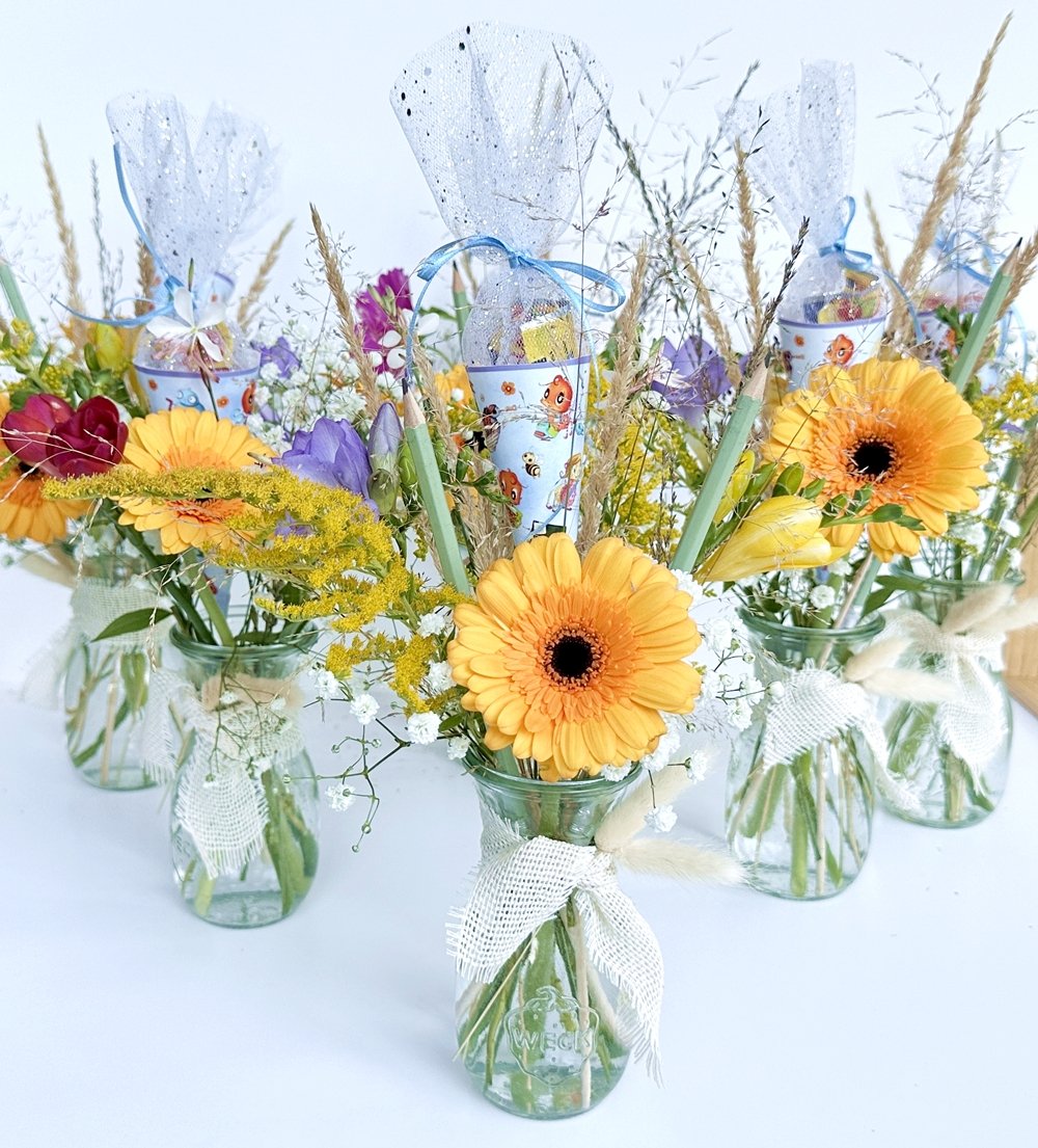 Blog-Inhaltsbild für 'DIY - Themenbezogene Tischdekorationen zur Einschulung selbst gestalten'