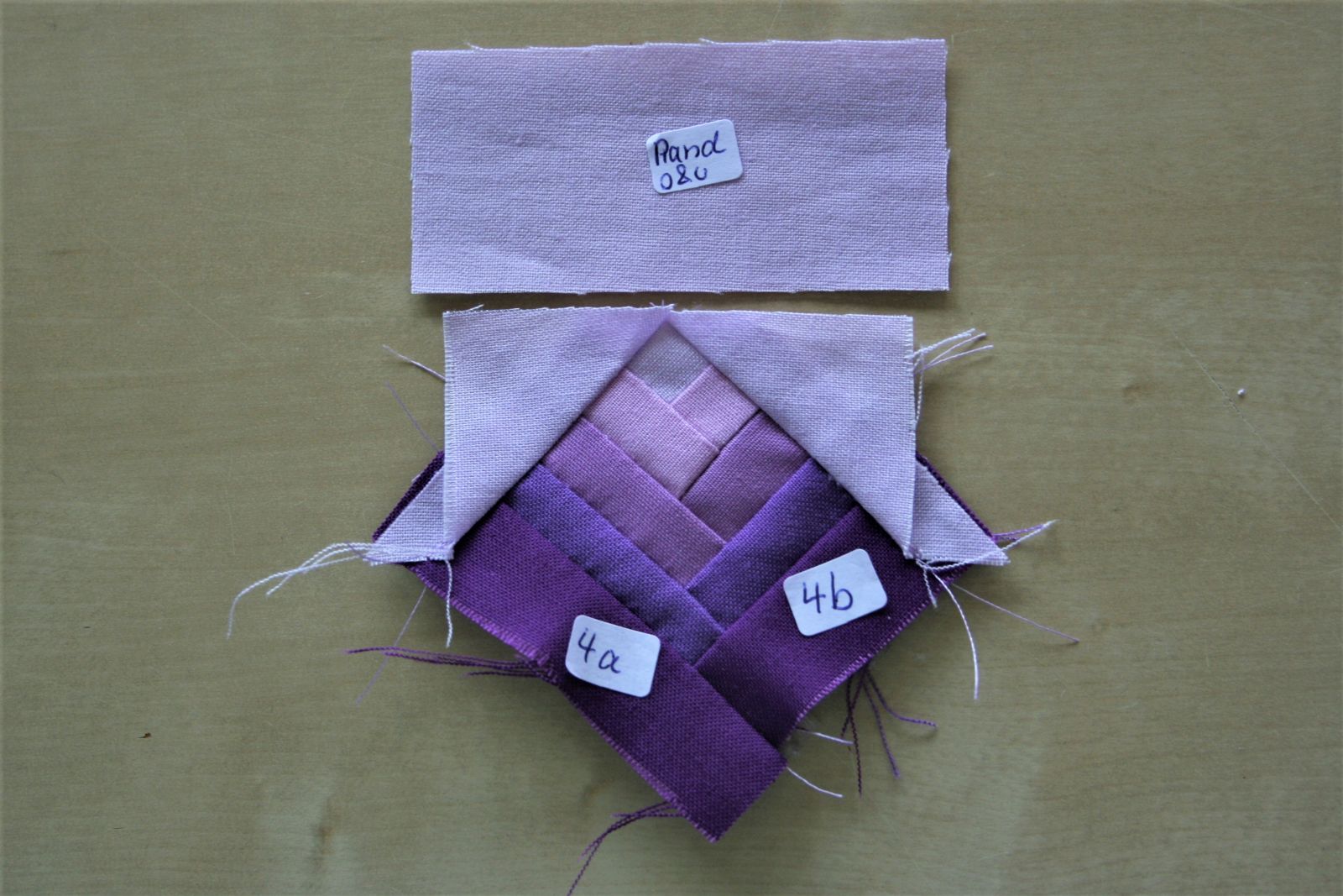 31_Log_Cabin_Puppen_Kopfkissen_Lavendelsaeckchen_Nadelkissen_Quilt_Patchwork