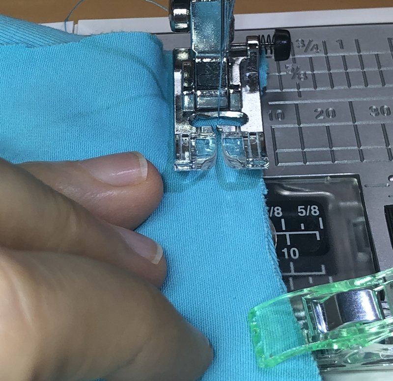 Blog-Inhaltsbild für 'Bolero nähen für Nähanfänger'