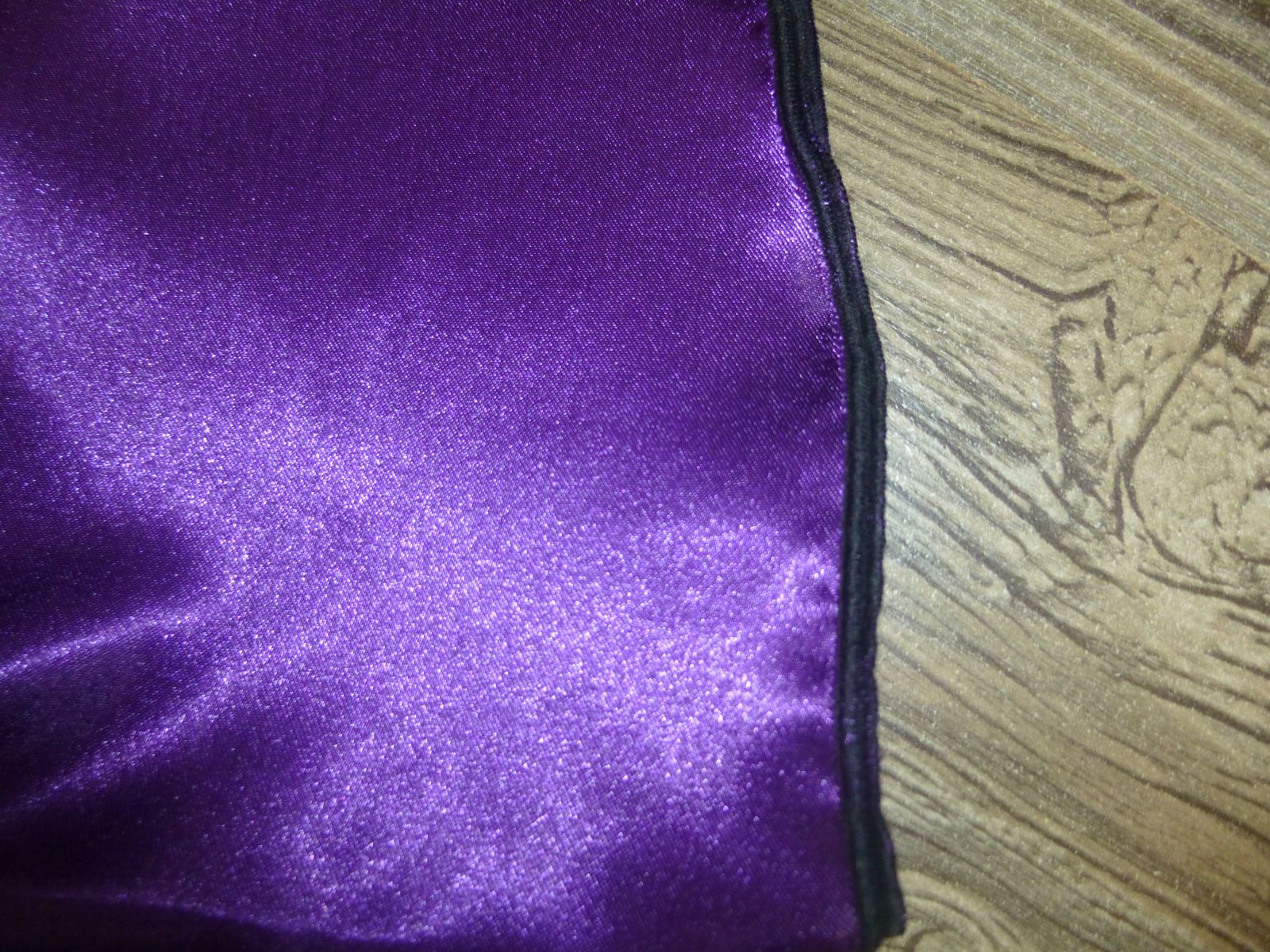 Blog-Inhaltsbild für 'Näh-Anleitung: Eleganter Damenrock'