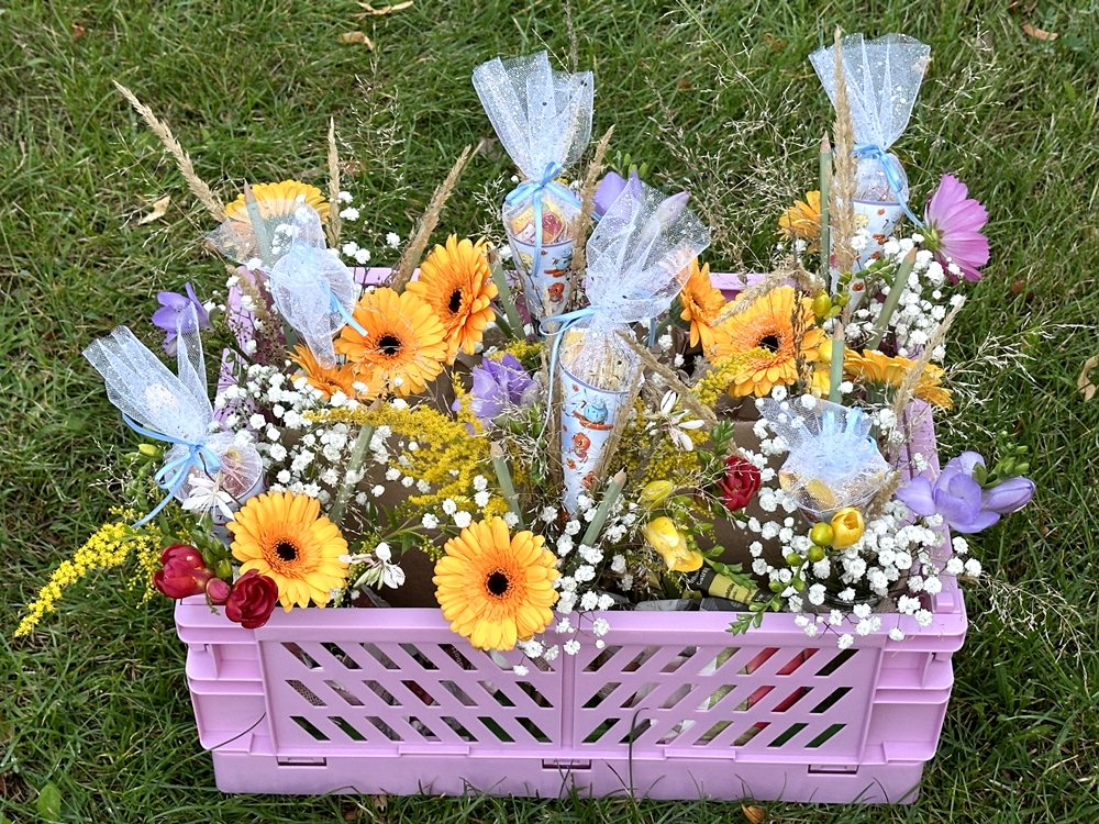 Blog-Inhaltsbild für 'DIY - Themenbezogene Tischdekorationen zur Einschulung selbst gestalten'