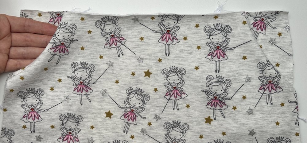 Blog-Inhaltsbild für 'Cooles Kinderkleid mit Taschen nähen'