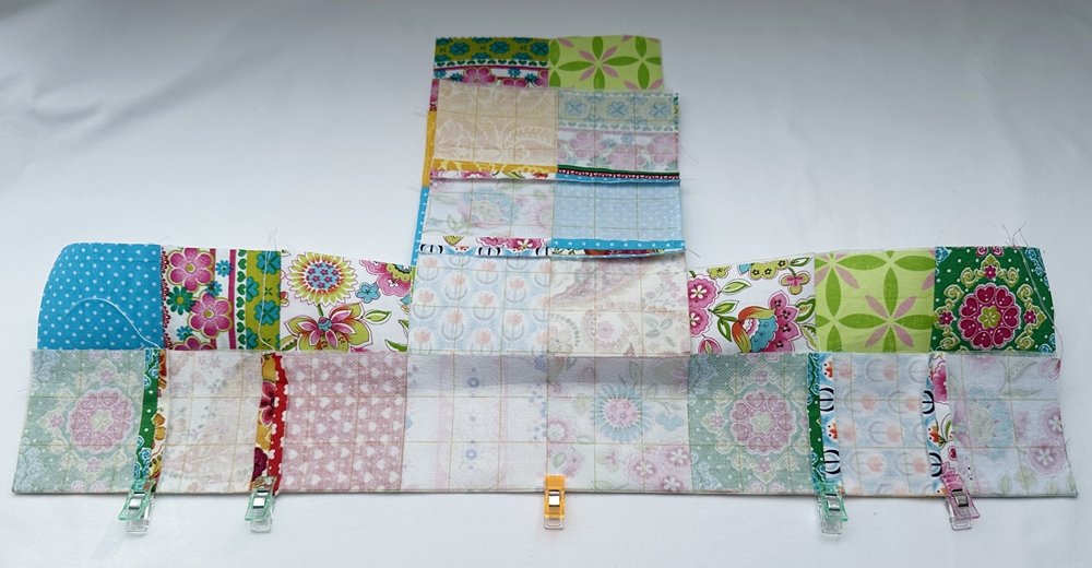 Blog-Inhaltsbild für 'Kindertasche im Patchwork-Style - Kostenlose Nähanleitung'