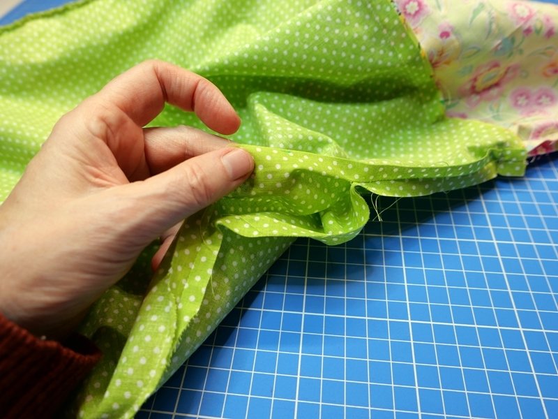 Blog-Inhaltsbild für 'Zugbeutel mit Innenfutter selbst nähen - Kostenlose Nähanleitung'