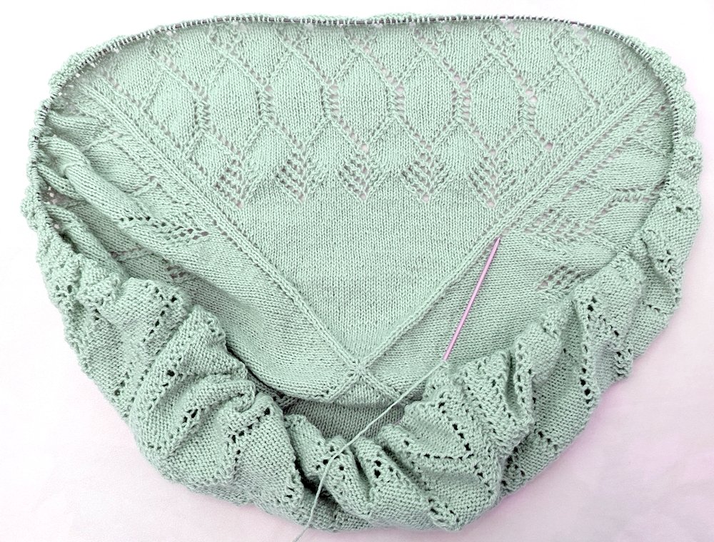 Blog-Inhaltsbild für 'Gestrickte Decken in Hülle und Fülle'