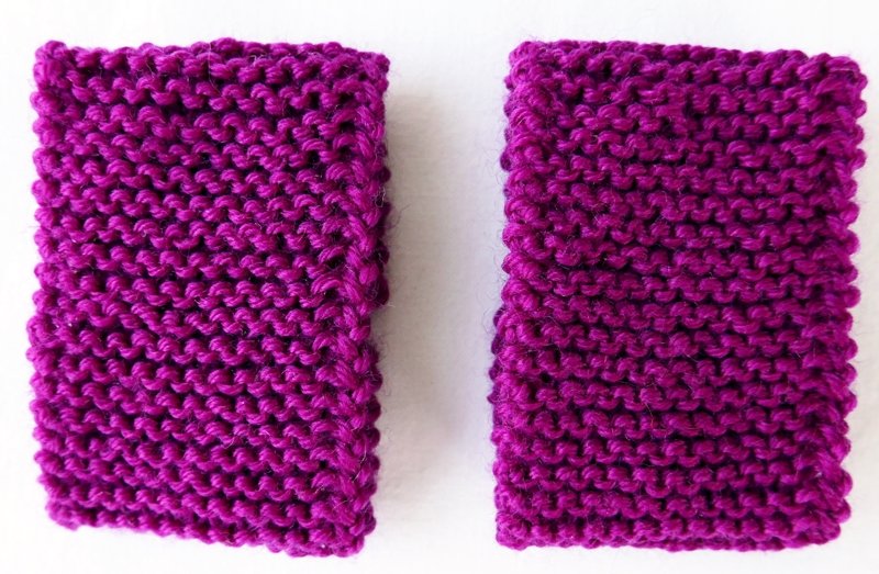 Blog-Inhaltsbild für 'Stricken mit Kindern: Kinderleichte Puppenmode für Strickanfänger'