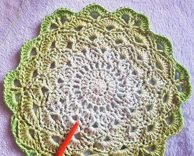 Blog-Inhaltsbild für 'Häkelanleitung runde Babydecke ++ Alisa ++'