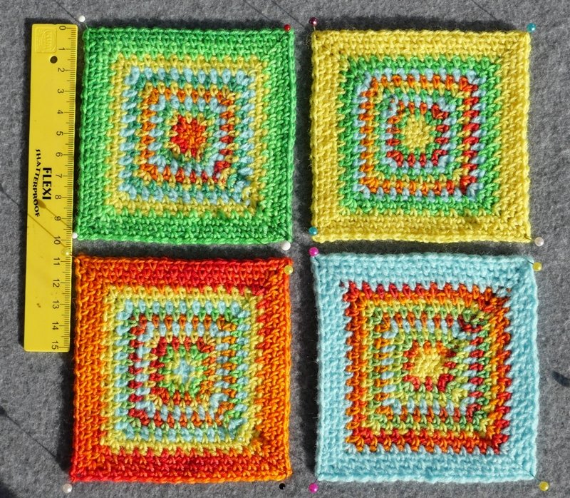 Blog-Inhaltsbild für 'Geniales Häkelmuster von innen nach außen - Kostenlose Häkelanleitung für Tasche'