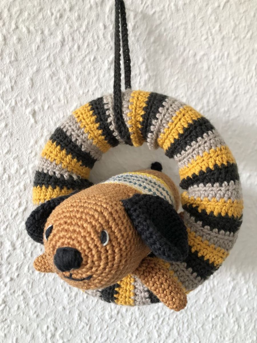 Blog-Inhaltsbild für 'Kostenlose Anleitung Dackel Kranz'