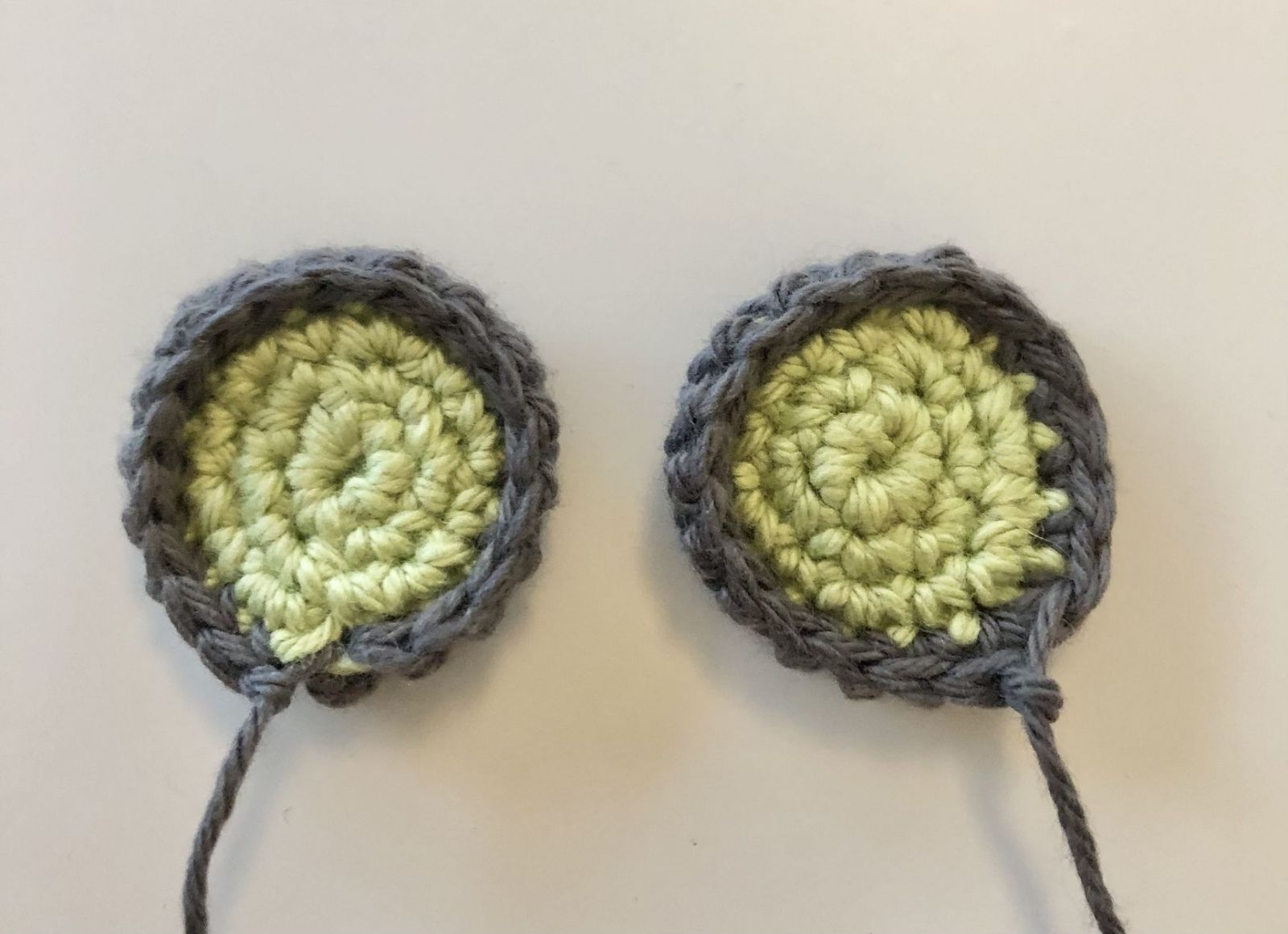 Blog-Inhaltsbild für 'Häkelanleitung Nilpferd Kranz'