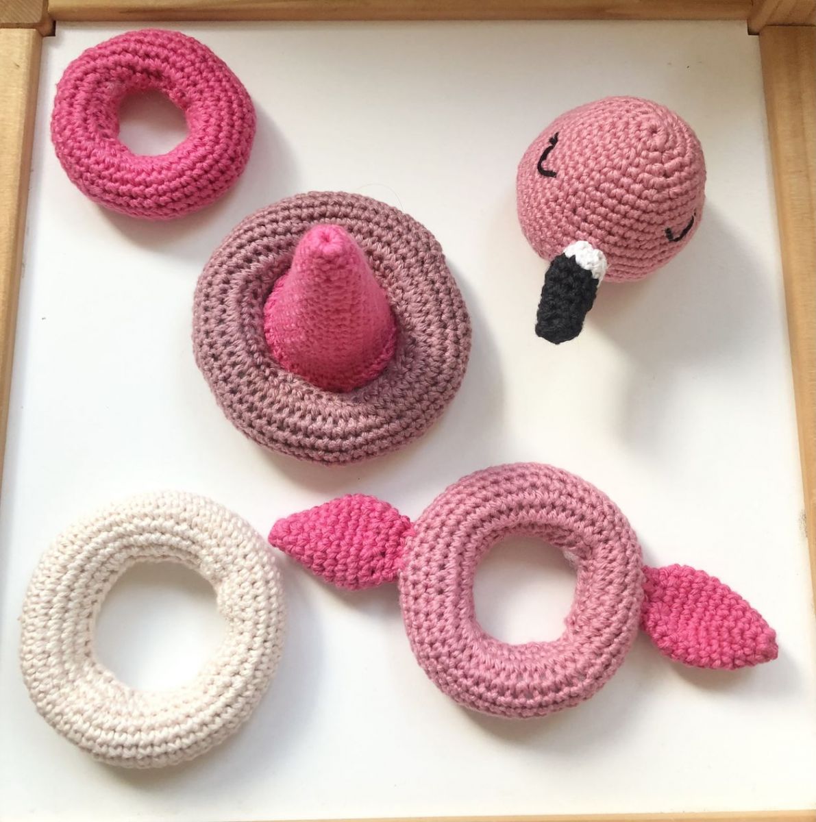 Blog-Inhaltsbild für 'Häkelanleitung Flamingokegel'