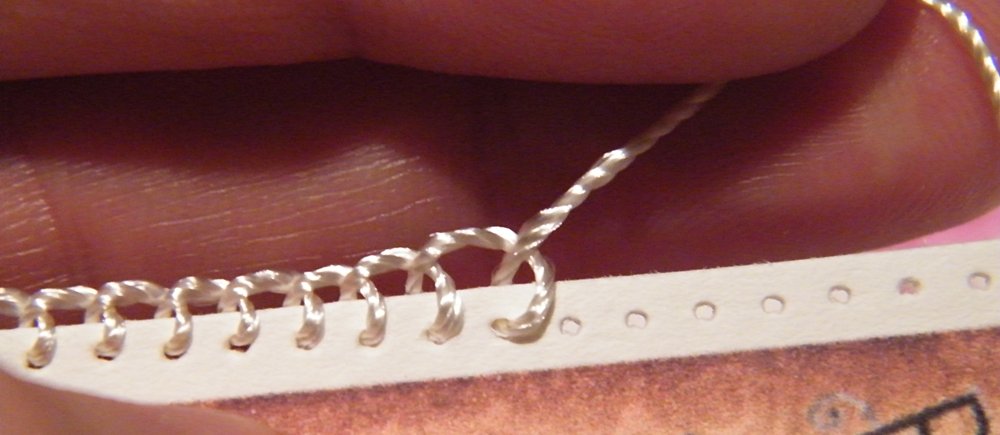 Blog-Inhaltsbild für 'DIY: Individuelle Geschenkanhänger mit Zierrand'