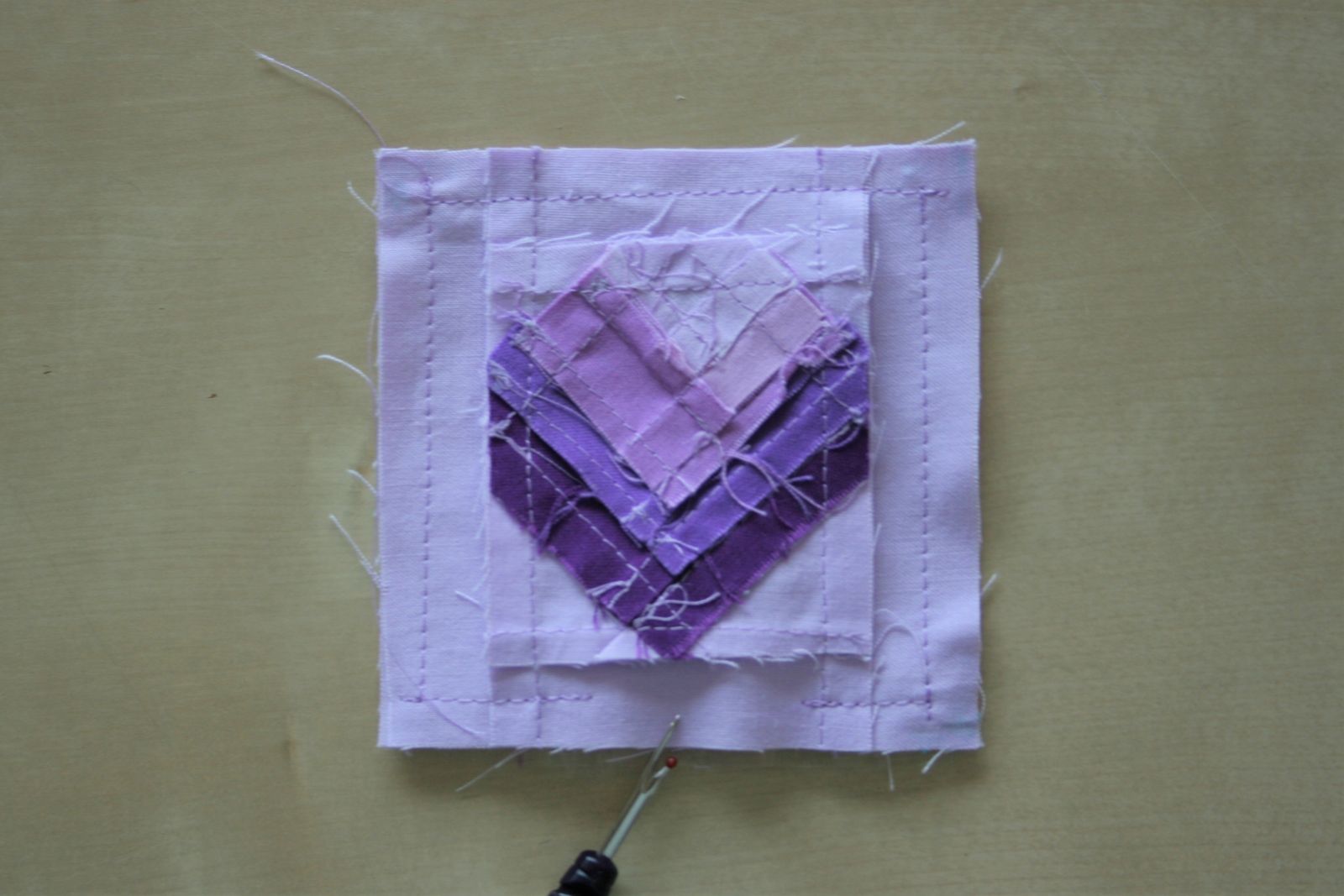 40_Log_Cabin_Block_how_to_sew_Quilt_Heart