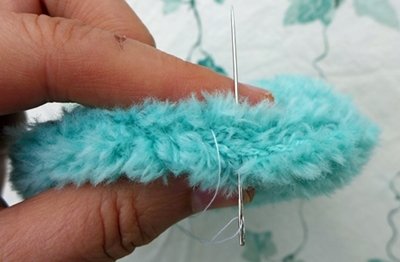 Blog-Inhaltsbild für 'Kostenlose Anleitung: Sessel und Teppich für Barbie und ihre Freundinnen'