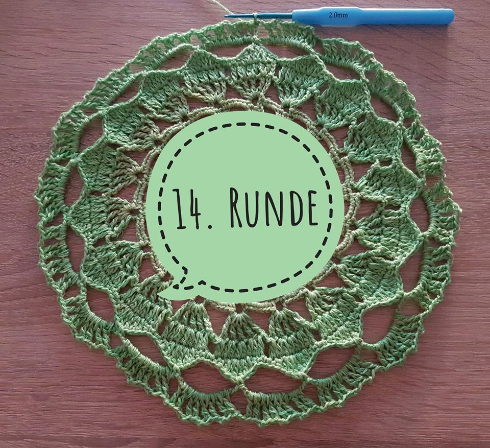 Blog-Inhaltsbild für 'Ein owltastisches Deckchen, perfekt für die Woll-Resteverwertung'