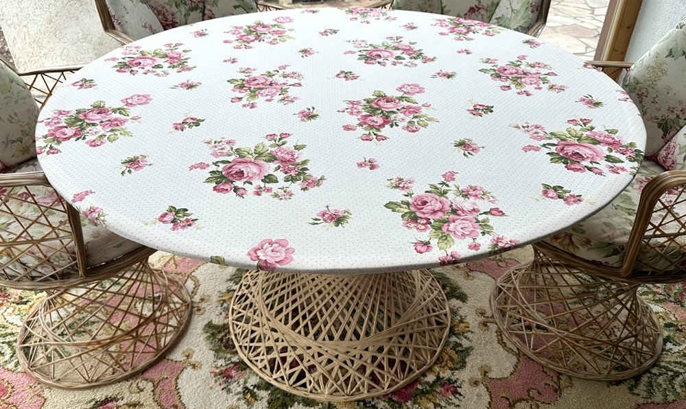 Blog-Inhaltsbild für 'Sommer-DIY: Perfekt sitzende Tischdecken mit Gummizug selbst nähen'