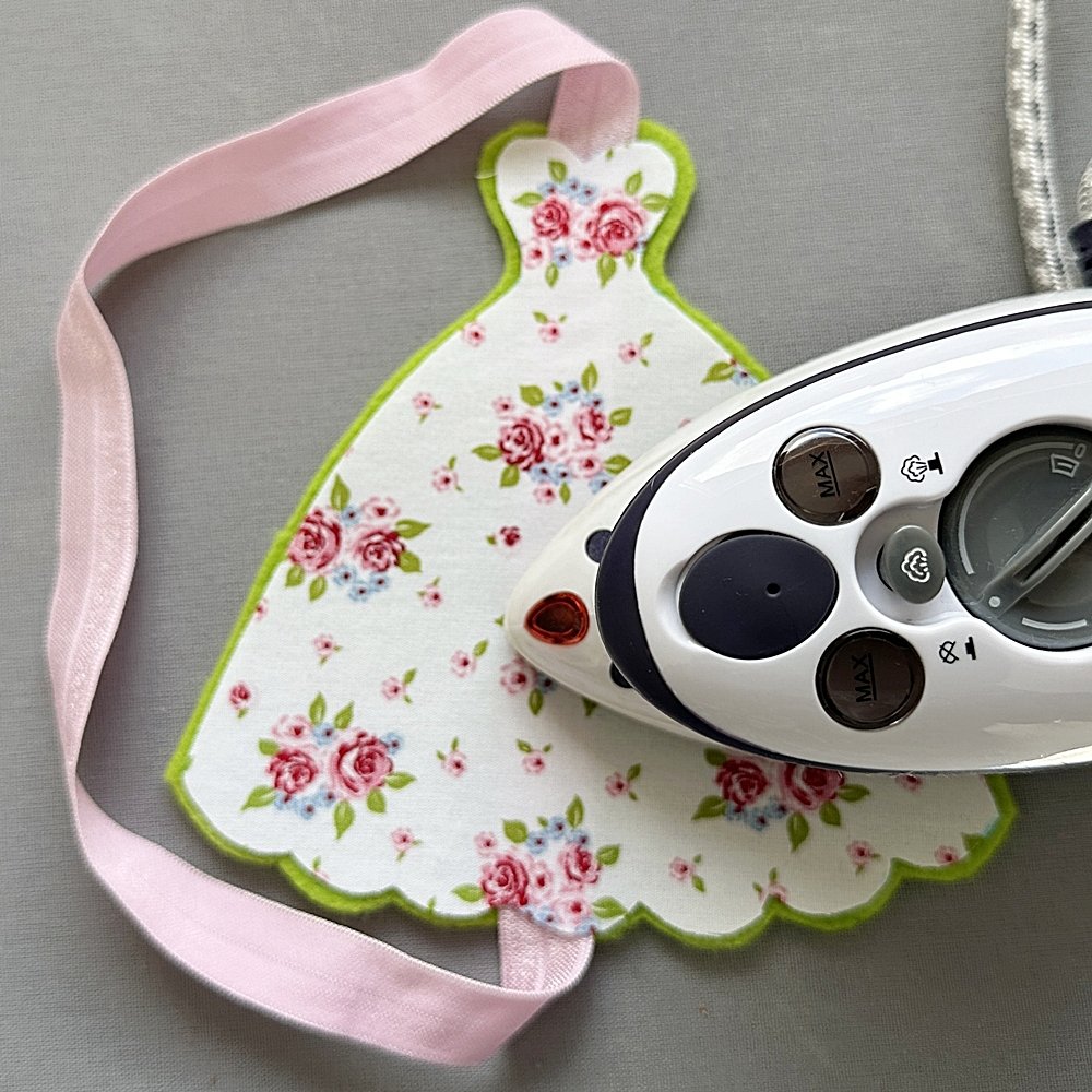 Blog-Inhaltsbild für 'Bastel-Idee: Lesezeichen im Prinzessinnen-Look'