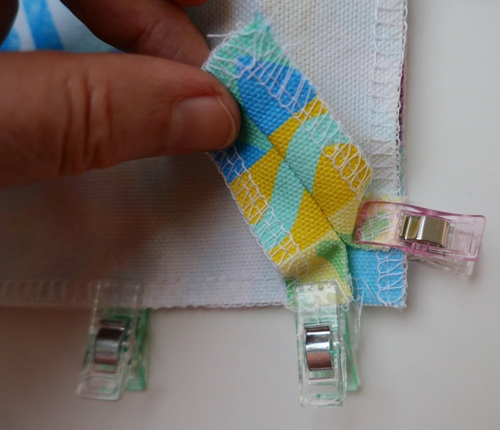 Blog-Inhaltsbild für 'Passgenauen Kissenbezug nähen - Nähanleitung'