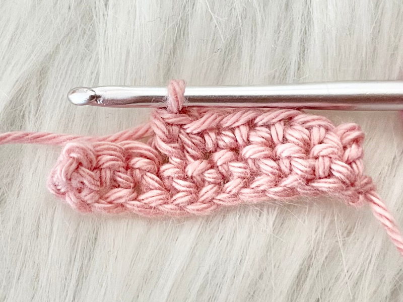 Blog-Inhaltsbild für 'Häkeln lernen: Tipps und Tricks, kostenloses Tutorium von Wolldiamant'