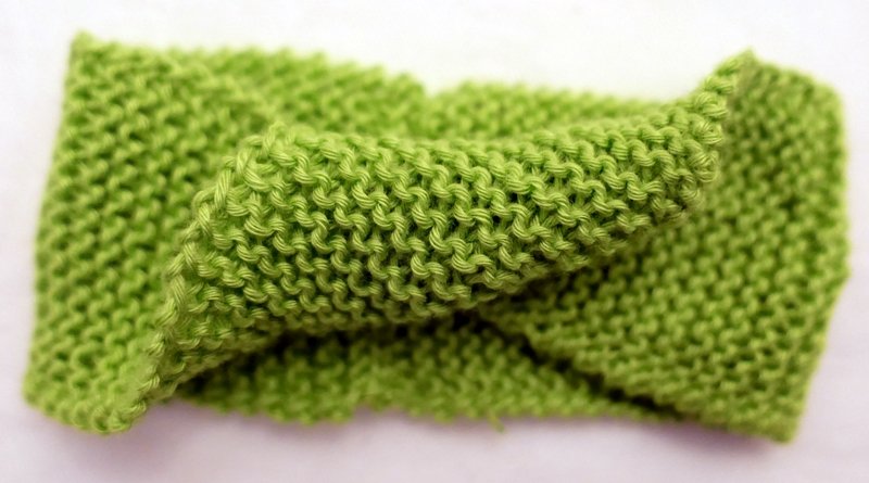 Blog-Inhaltsbild für 'Stricken mit Kindern: Kinderleichte Puppenmode für Strickanfänger'